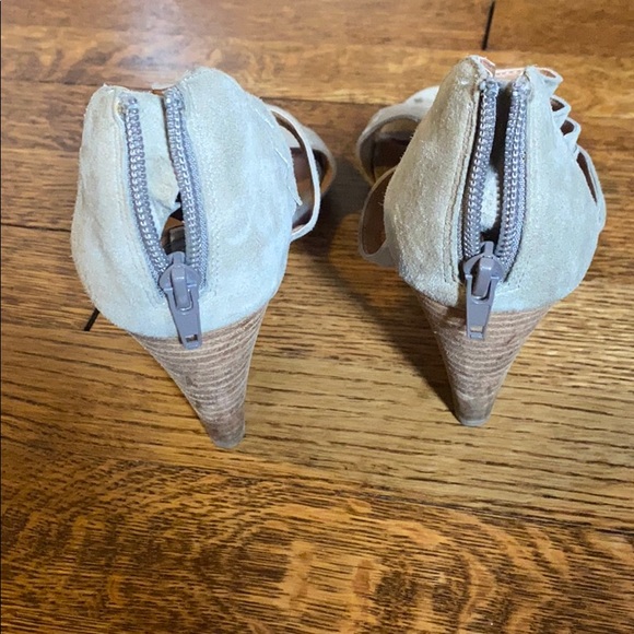 Wedges - Picture 3 of 4